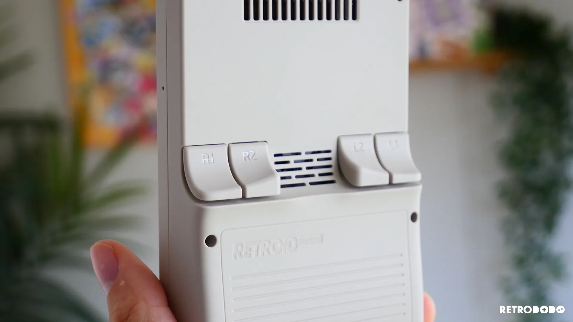 retroid pocket classic shoulder buttons