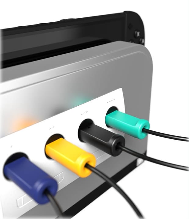Four controllers in the BattleDock