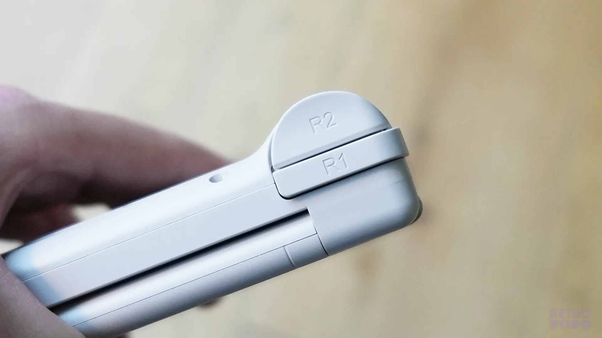 AYN Thor Shoulder Buttons