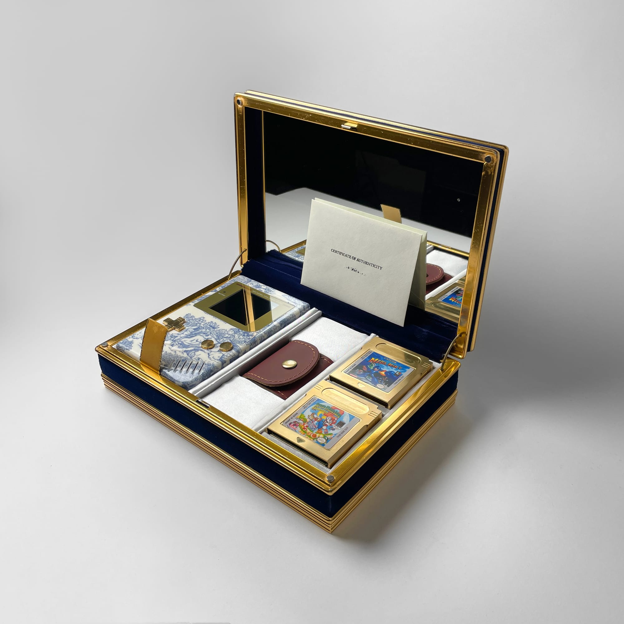 Willow pattern Game Boy in a box