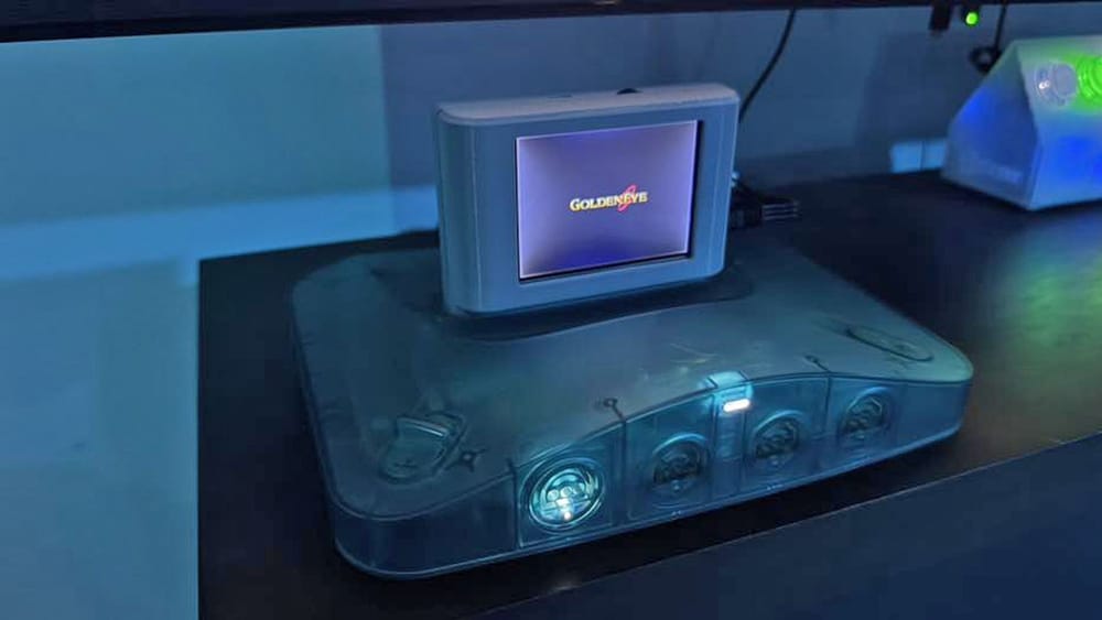 GoldenEye 007 running on a Flash Cart in an Analogue 3D