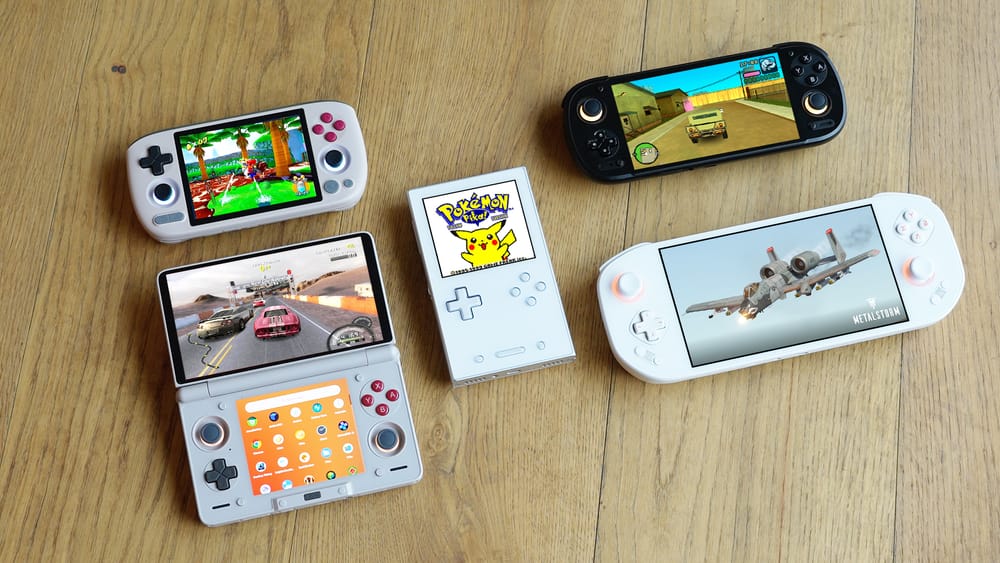 12 Best Android Gaming Handhelds Of 2026 [All Tested] post feature image