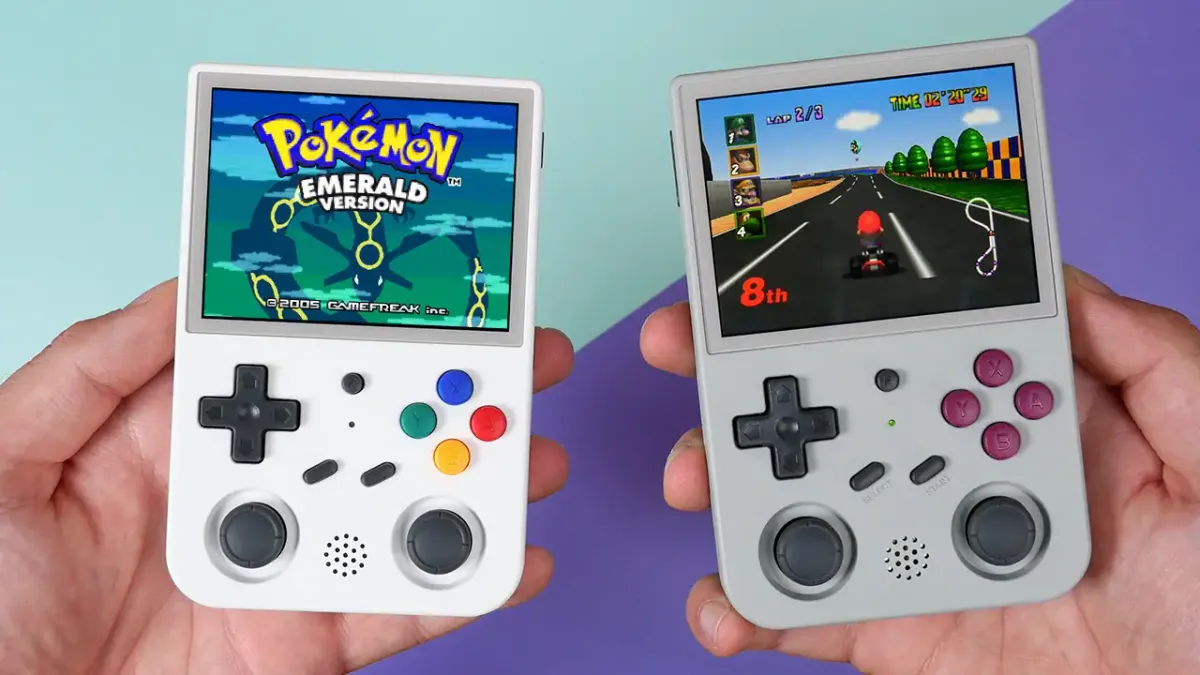 RG353V Review - A Modern Day Game Boy With Dual Analogue Sticks