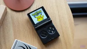 Miyoo Mini Flip Review: A EDC Nerds Ultimate Clamshell Handheld post feature image