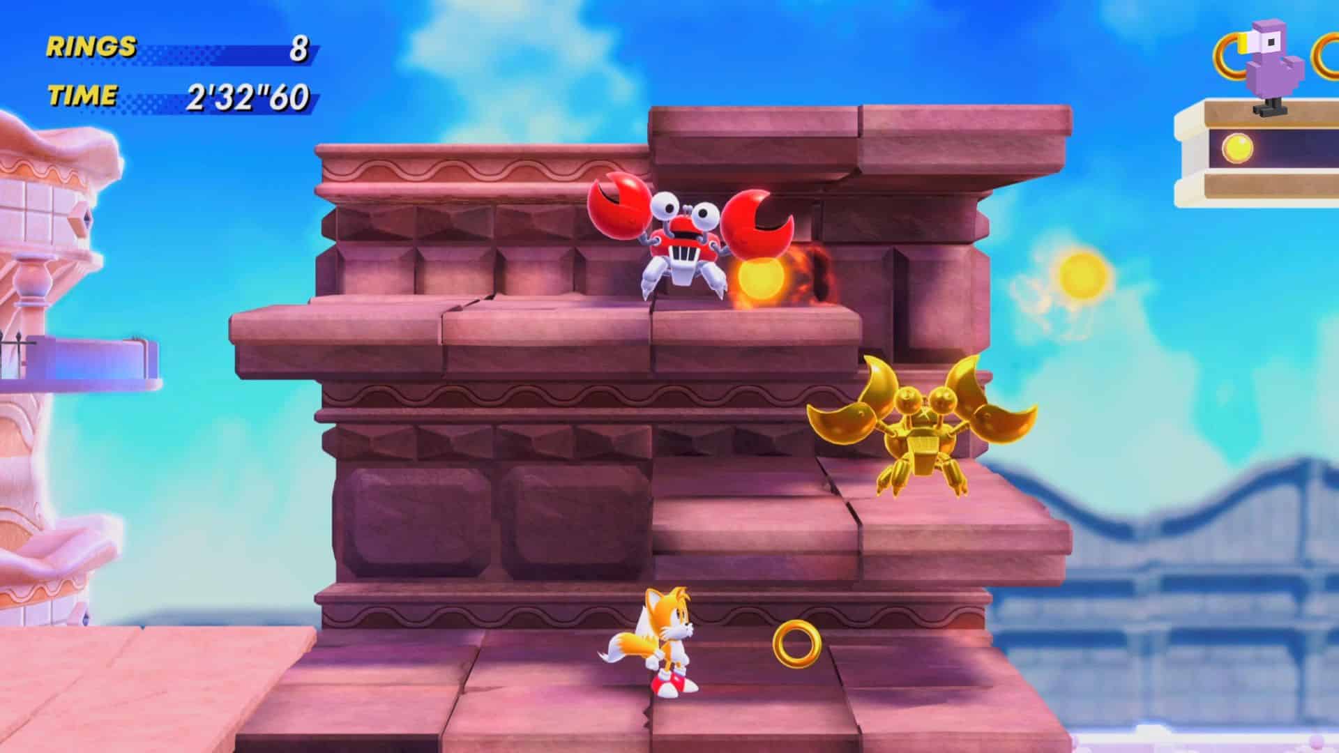 SONIC SUPERSTAR GOLD ENEMY CRAB ON A STONE PLATFORM