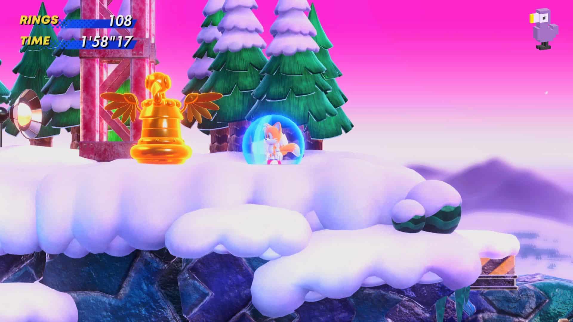 SONIC SUPERSTAR GOLD ENEMY VULTURE ON A SNOWY PLATFORM