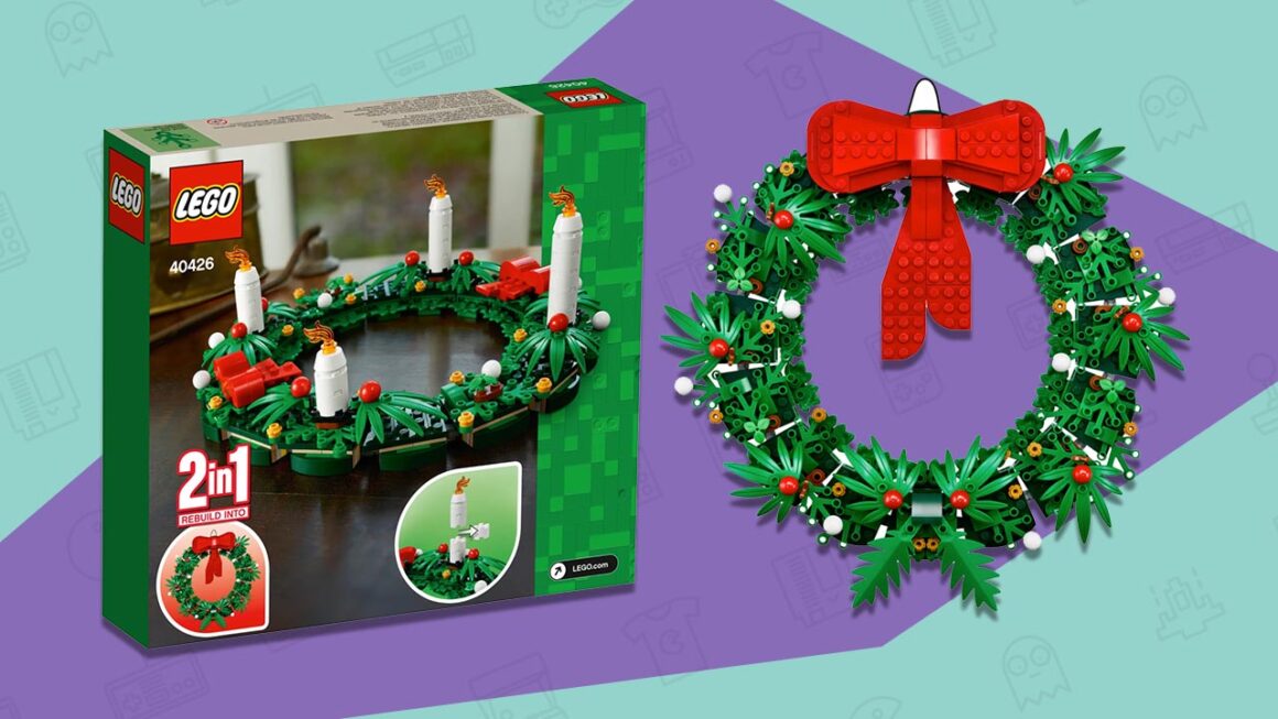 LEGO Christmas Wreath