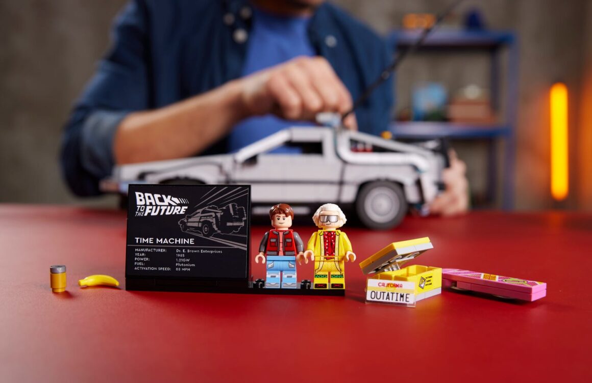 lego back to the future minfigures