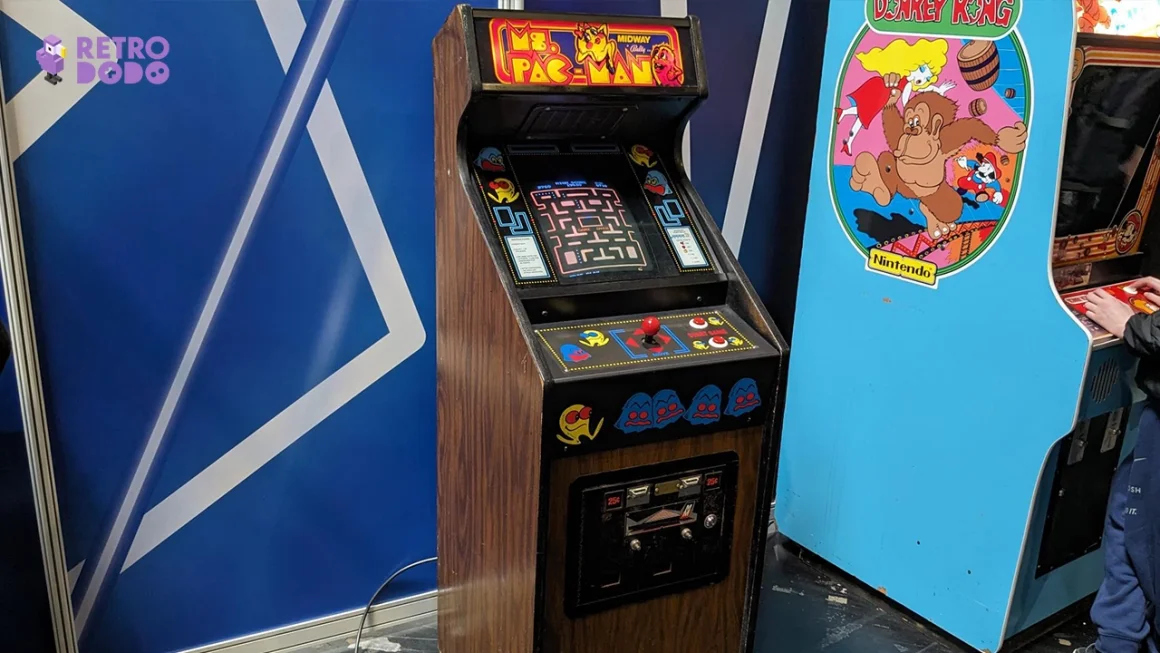 ms pac-man arcade cabinet