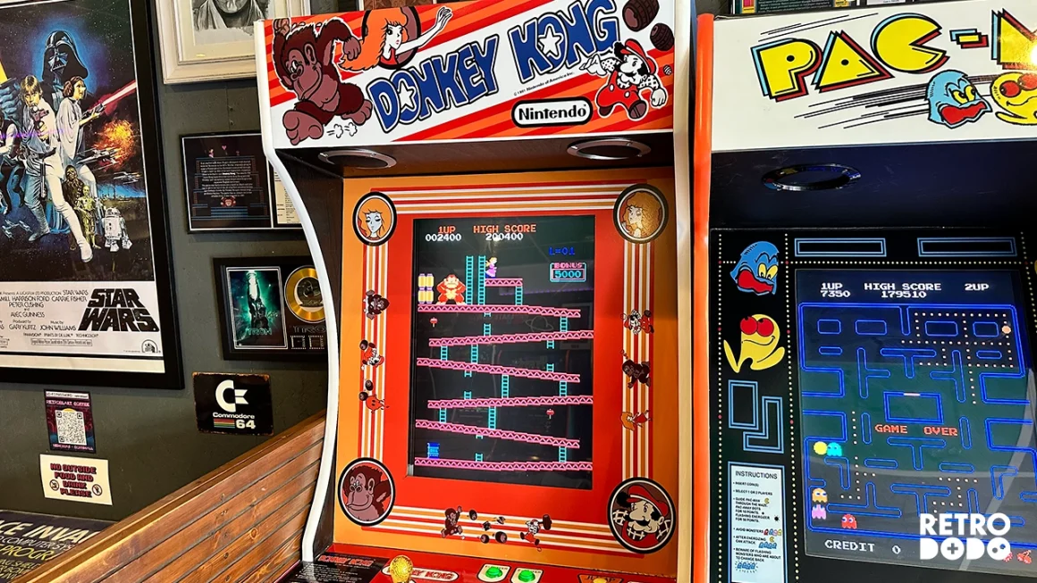 donkey kong arcade cabinet