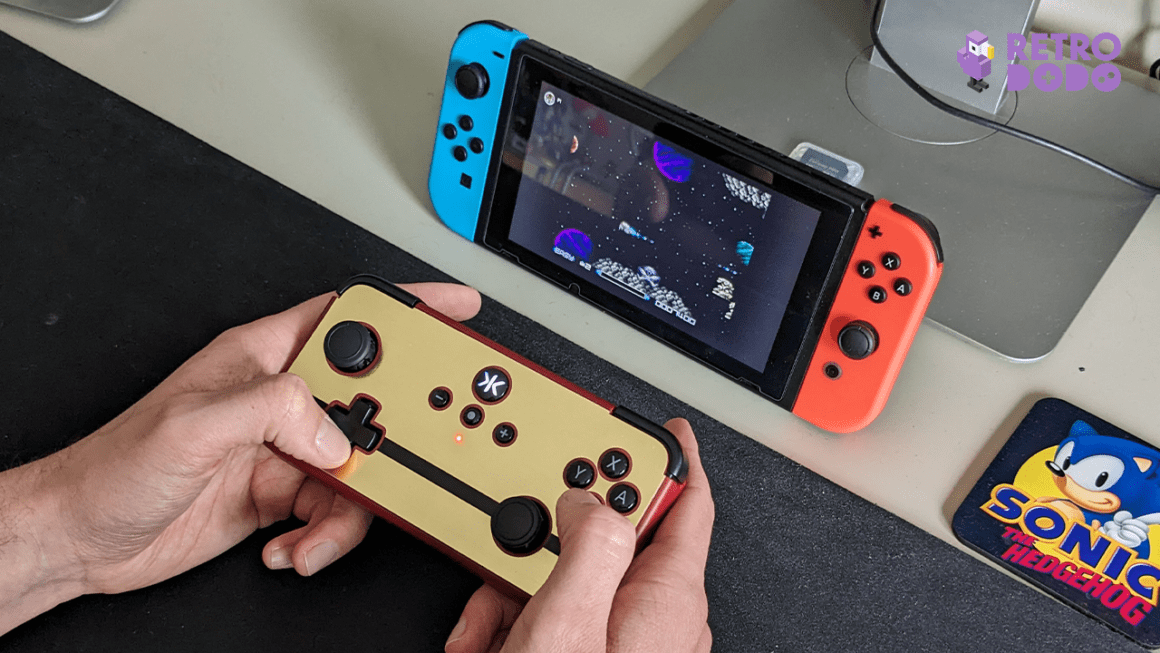 NEO S used to play R-Type on Nintendo Switch
