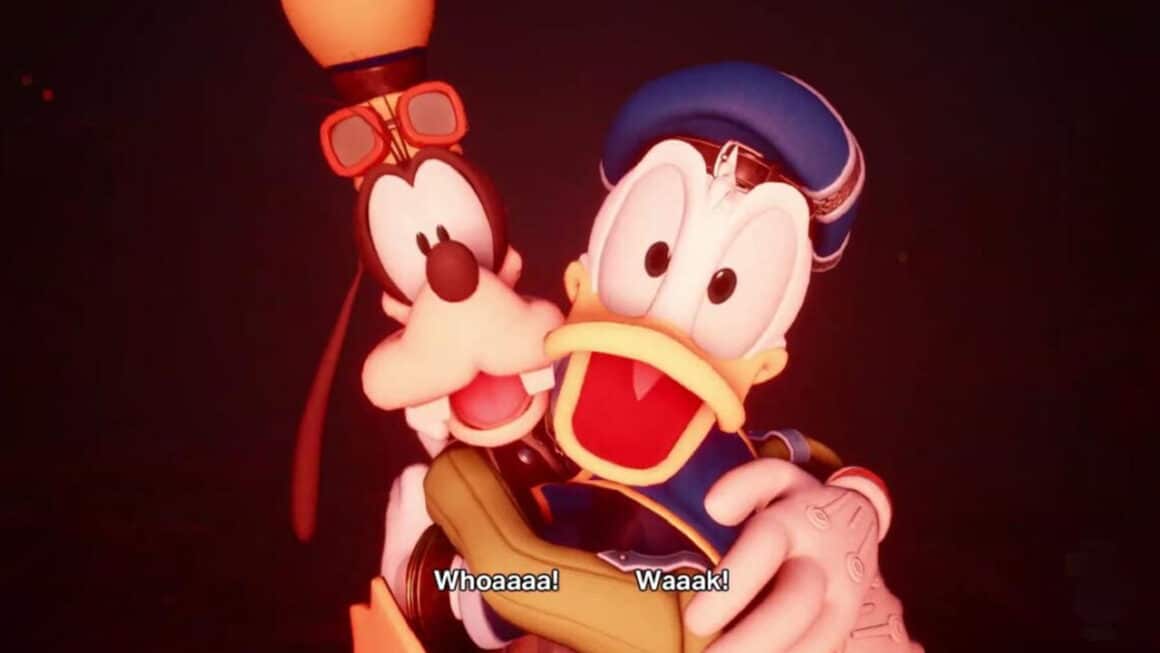 Donald and goofy holdig each other while looking scared